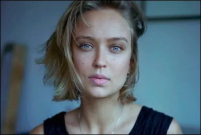Quel est le nom de cette actrice ?