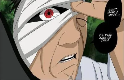 Combien Danzo a-t-il de sharingan implants sur le bras ?