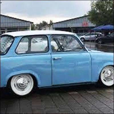 Quelle marque automobile aujourd�hui disparue &eacute;tait le symbole de l�Allemagne de l�Est, &agrave; travers son mod&egrave;le embl&eacute;matique 601 ?