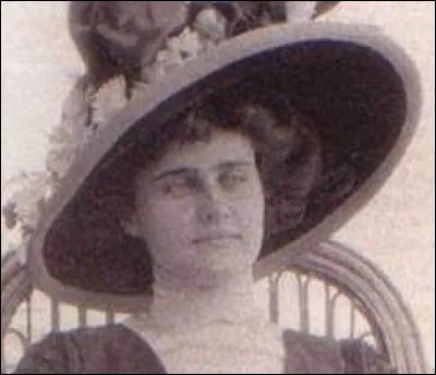 Qui était cette femme ?