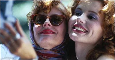 En 1991, dans le film "Thelma et Louise" de Ridley Scott, quelle actrice interprétait Thelma aux côtés de Susan Sarandon ?
