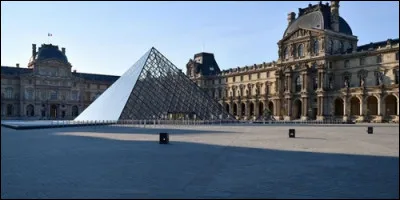 Le Louvre est le musée le plus visité notamment grâce à l'uvre de :