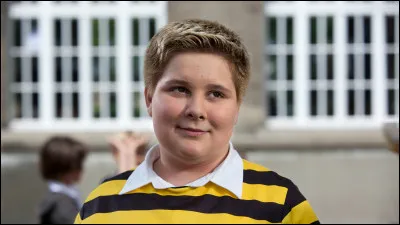 Dans « Ducobu », quelle couleur napparaît pas sur la robe de Léonie Gratin ?