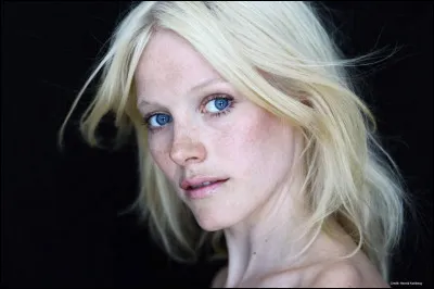 Quel est le nom de cette actrice ?