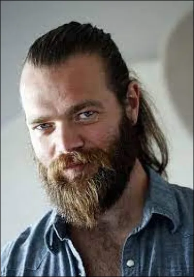 Quel est le nom de cet acteur ?