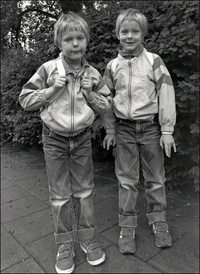 Qui est le réalisateur du film le Dernier Combat, en 1983 ?