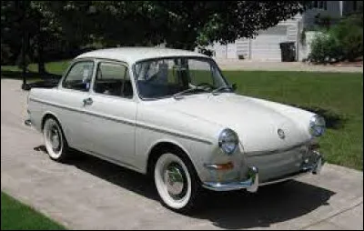 Quelle est cette voiture, lancée en octobre 1961 ?
