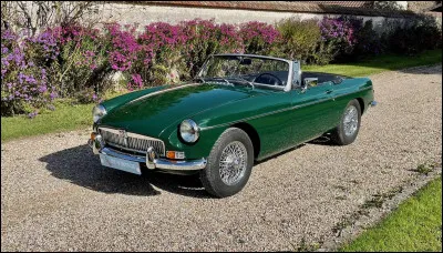 Quelle est cette voiture de sport anglaise lancée en 1962 ?