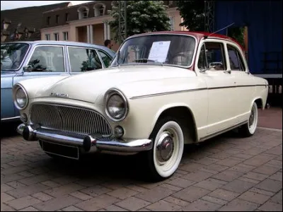 Quelle est cette Simca, lancée en 1959 ?