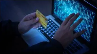 Si un homme de ton entourage se fait arnaquer sur internet, que fais-tu ?