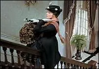 Avant de les coucher, Mary Poppins donne aux enfants de l'huile de foie de morue. Quel got a-t-il ?
