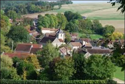 Nous terminons notre balade à Trichey. Petit village Icaunais de 41 habitants, il se situe dans l'ex région ...