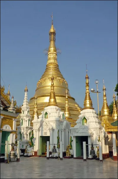 L'obtention d'un diplôme de master est faite en France après 5 ans d'université :