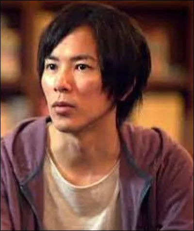 Mes auteurs sont : Hajime Isayama, Ryô Suzukaze. Donc je suis...