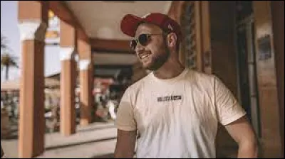 Qui est cette personne ?