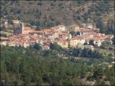 Nous terminons notre balade à Sournia, village Catalan situé en région ...