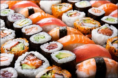 Le plat le plus mangé au monde est le sushi :