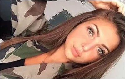 Quelle chanson ne fait pas partie de son répertoire ?