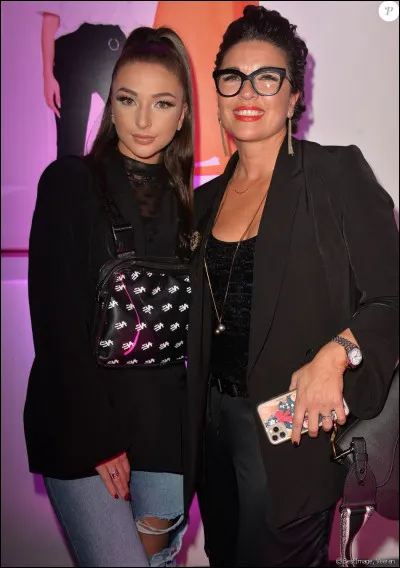 Quel est le prénom de la maman de Eva Queen ?