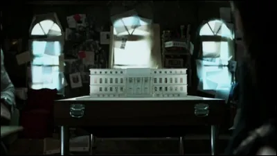 Quelle est la toute première phrase qu'on entend dans la série ?