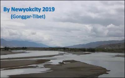 Quel est ce fleuve d'Asie du Sud qui prend sa source dans l'Himalaya tibétain et se jette dans le golfe du Bengale ?