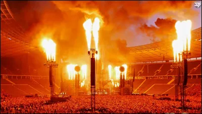 Complétez : 
"I svet broji glasno do..."