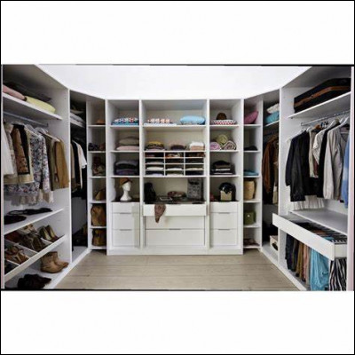 Demain, tu as la possibilité de changer ta garde-robe, que fais-tu ?