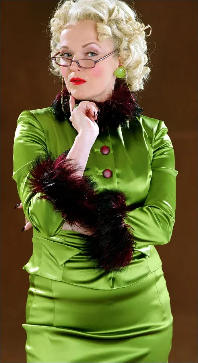 Quelle forme prend Rita Skeeter quand elle se transforme en animagus ?