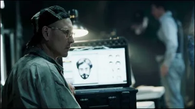 De quelle origine est le propriétaire de la casse ?