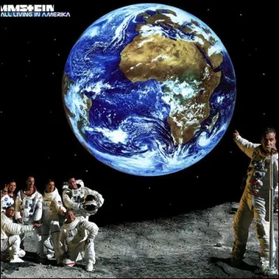 Complétez : 
"Weiß noch nicht, dass er tanzen..."