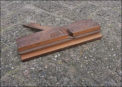 Dans la grande Vadrouille, quel rôle tient Bourvil ?