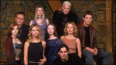 Qui parmi les personnes cités ci-dessous, ne font pas partie du groupe de Buffy ?