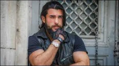 Quel est le nom de cet acteur ?