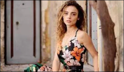 Quel est le nom de cette actrice ?