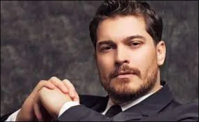 Quel est le nom de cet acteur ?