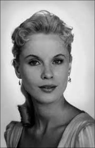 Quel est le nom de cette actrice ?