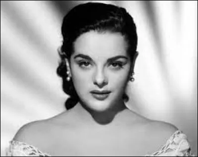 Quel est le nom de cette lady ?