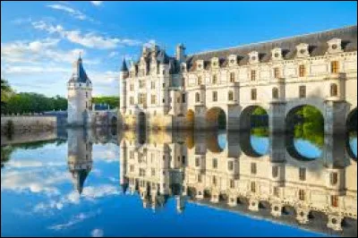 Quel est le nom de ce château de la Loire ?