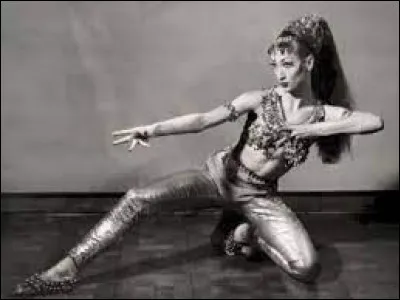 Quel est le nom de cette lady ?