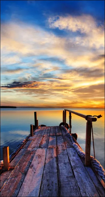 Dans quel domaine travaillait son épouse ?