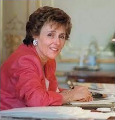 Edith Cresson a-t-elle été Premier ministre sous le gouvernement de Jacques Chirac ?