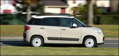 Quand tu es en voiture, que fais-tu ?