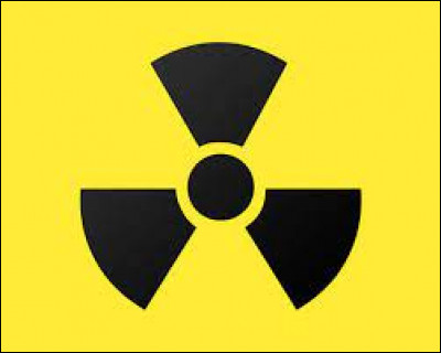 La radioactivité est un phénomène naturel qui a été découvert à la fin du XIXe siècle par un français. De qui s'agit-il ?