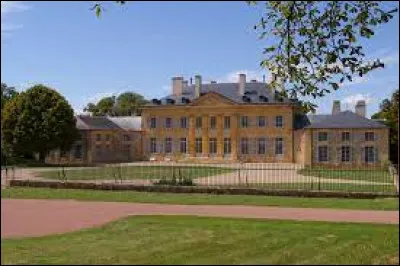 Je vous propose de partir en Saône-et-Loire à la découverte du château de Saint-Aubin-sur-Loire. Nous serons dans l'ex région ...