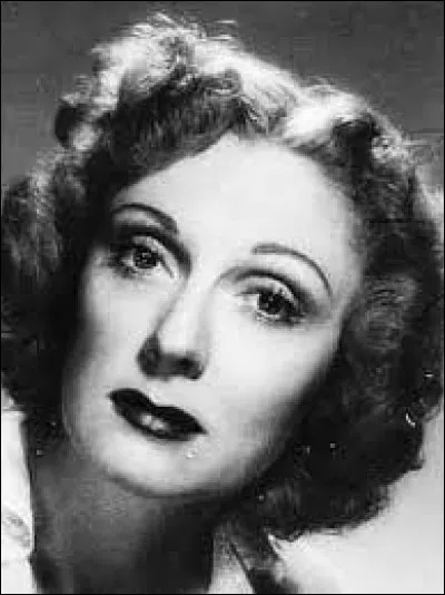 Quel est le nom de cette lady ?