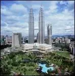 Dans quel pays se trouve la ville de Kuala Lumpur ?