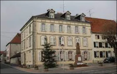 Village du Grand-Est, dans le Pays de Sarrebourg, Lixheim se situe ...