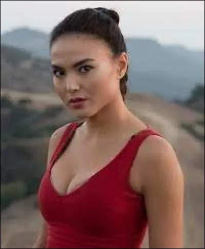 Quel est le nom de cette actrice ?