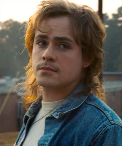 Donnez le prénom du frère de Max :