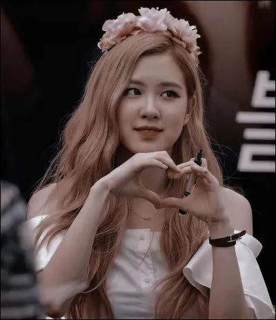 Quelle chanson est de Rosé ?